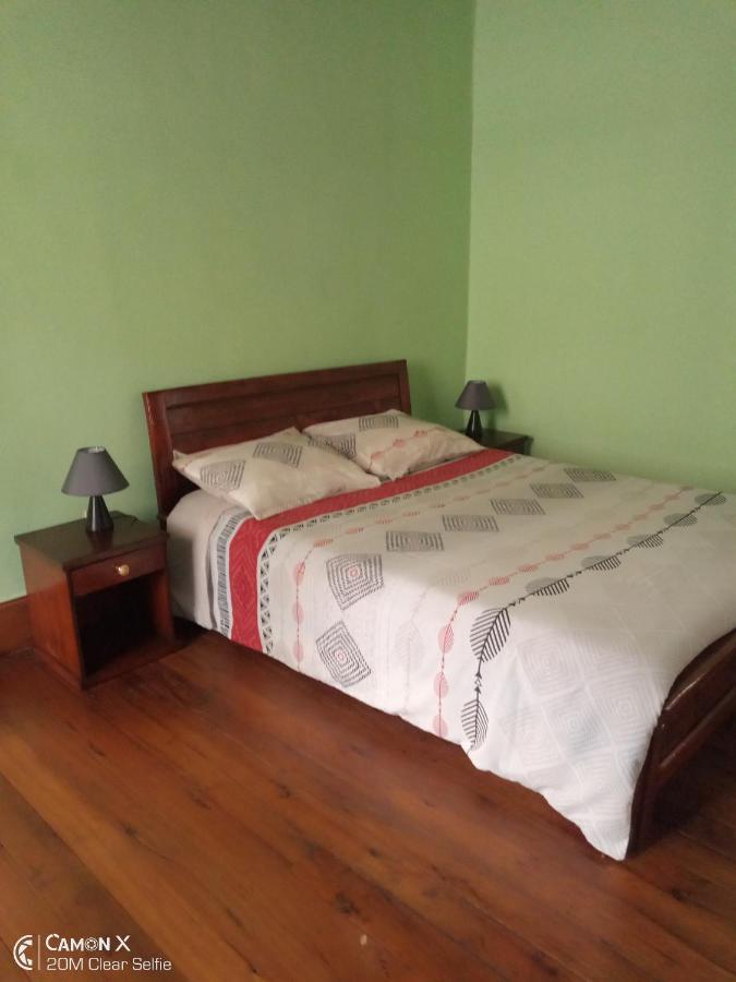 Le Manoir Bed & Breakfast Antananarivo Luaran gambar