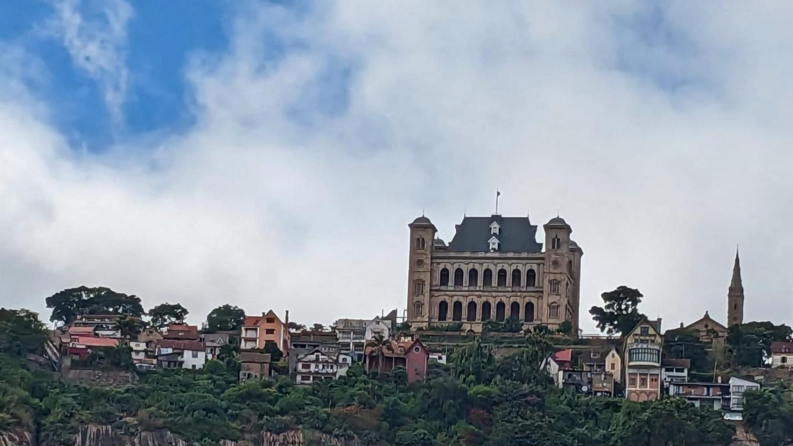 Le Manoir Bed & Breakfast Antananarivo Luaran gambar